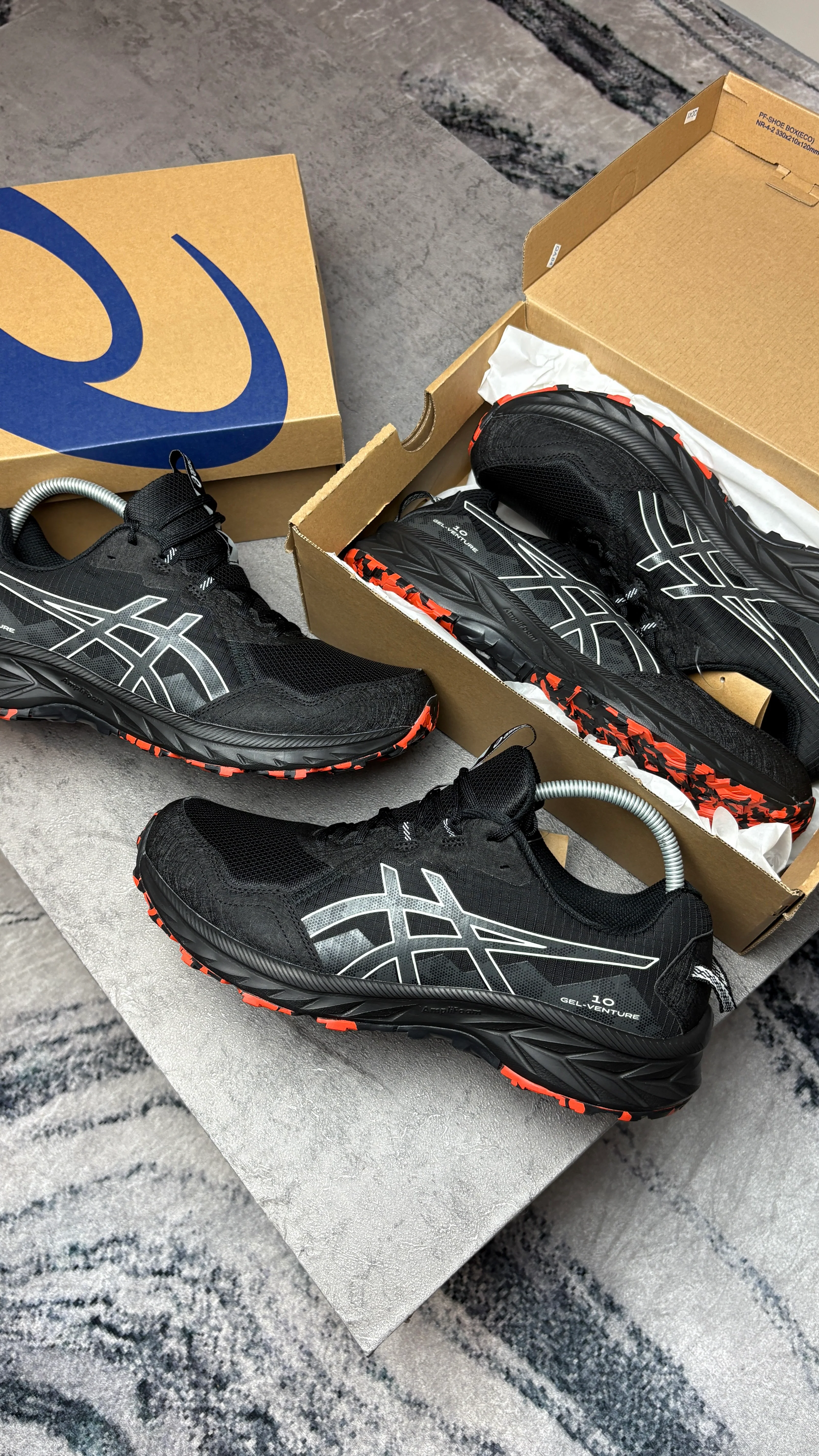 ASICS GEL VENTURE - BLACK/RED - Image 3