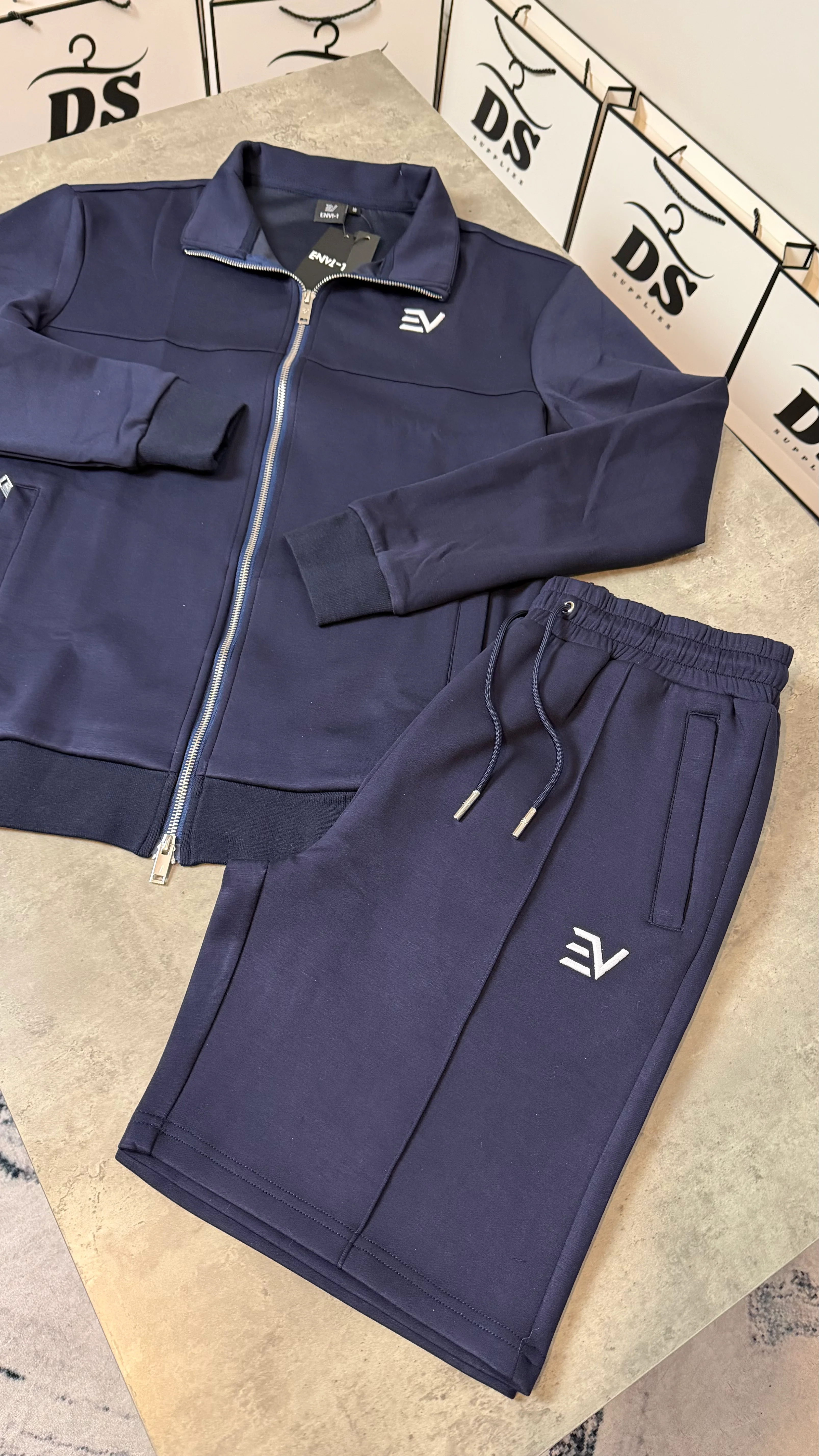 ENVI LUXE COLLAR TWINSET TOP/SHORTS - NAVY - Image 3