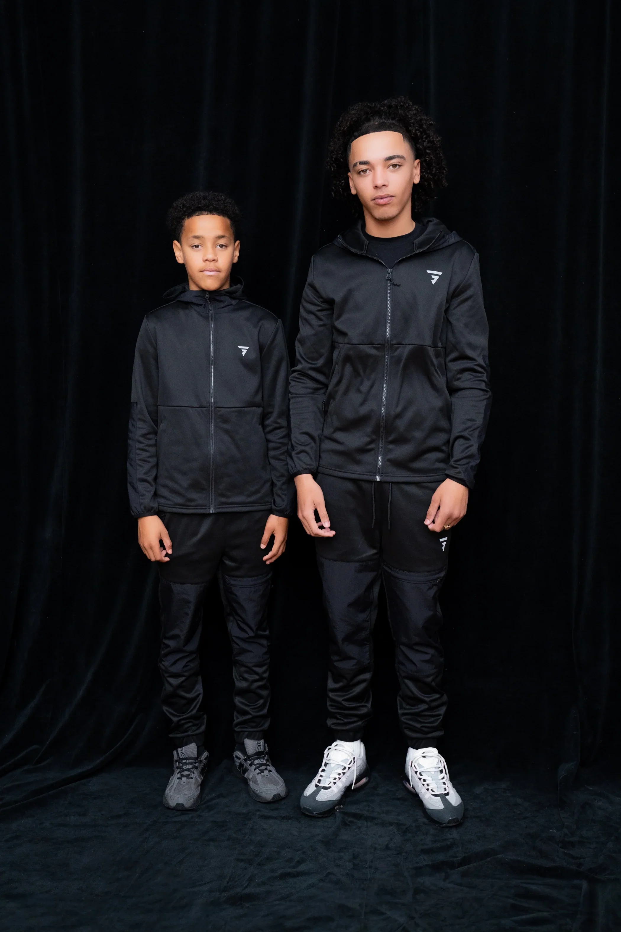 GRIID CUSHY TRACKSUIT HOODIE/PANTS - DOUBLE BLACK - Image 3