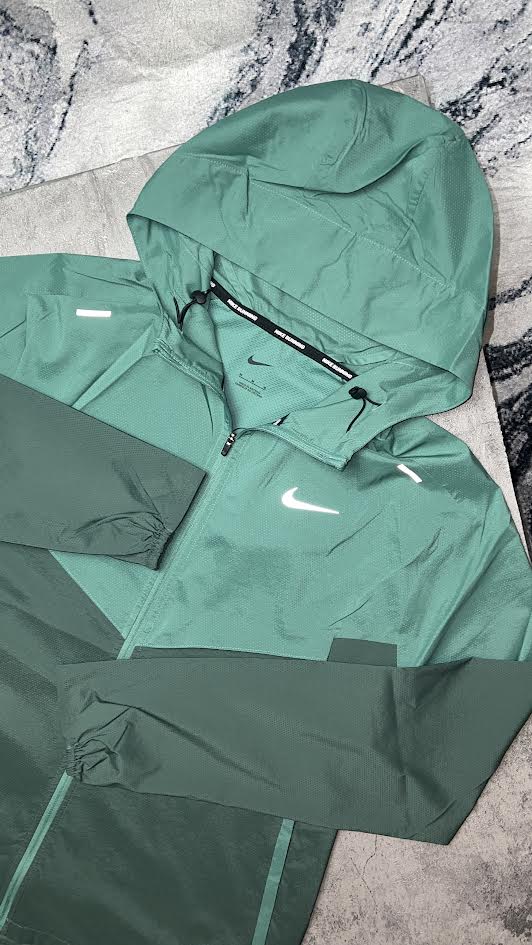 Nike Windrunner- Bicostal/Vintage Green - Image 3